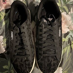 NWOT Puma Black Leopard Print Sneakers